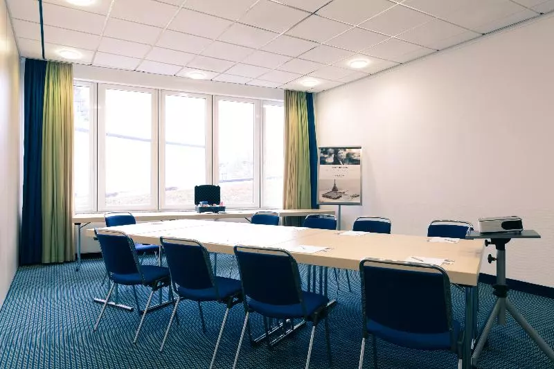 בית מלון כפרי Mercure  Stuttgart City Center