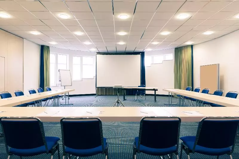 בית מלון כפרי Mercure  Stuttgart City Center