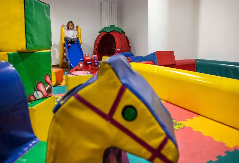 هتل Màgic Ski by Nexta