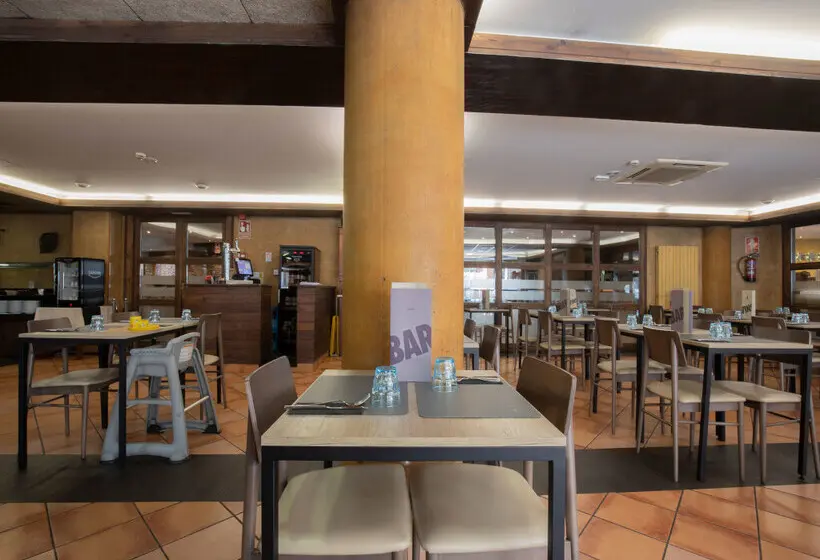 هتل Màgic Ski by Nexta