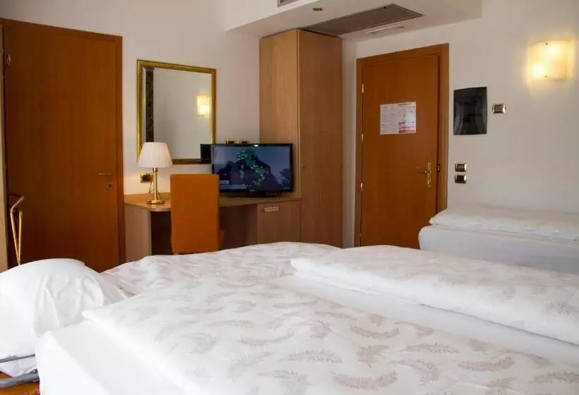 هتل Sporting Trento