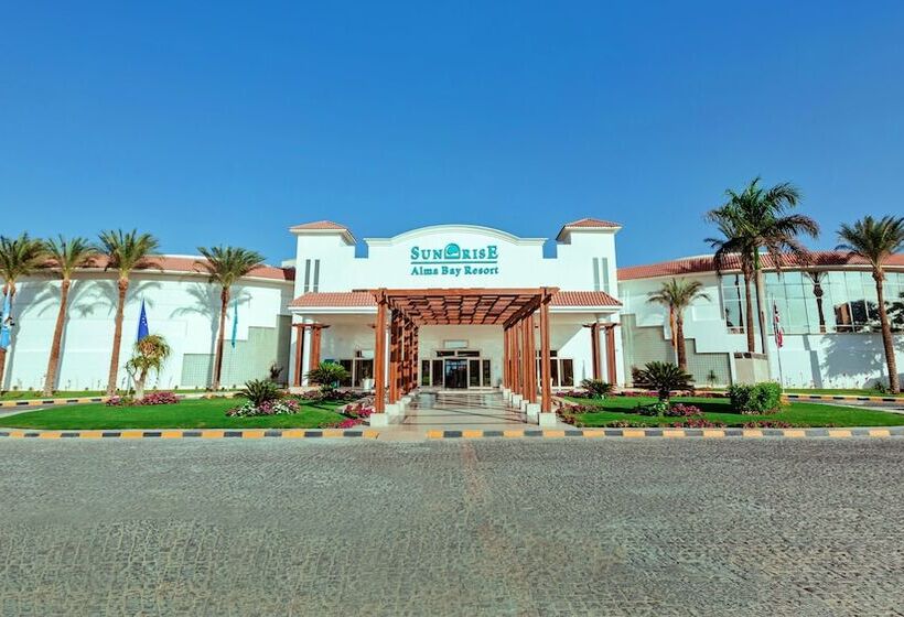 هتل Sunrise Alma Bay Resort
