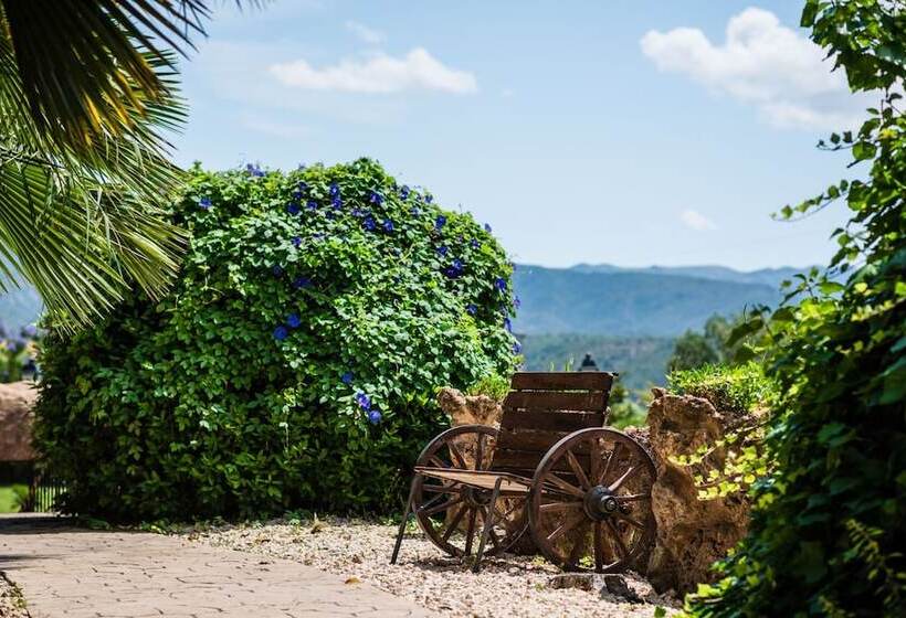 בית מלון כפרי Villa Retiro