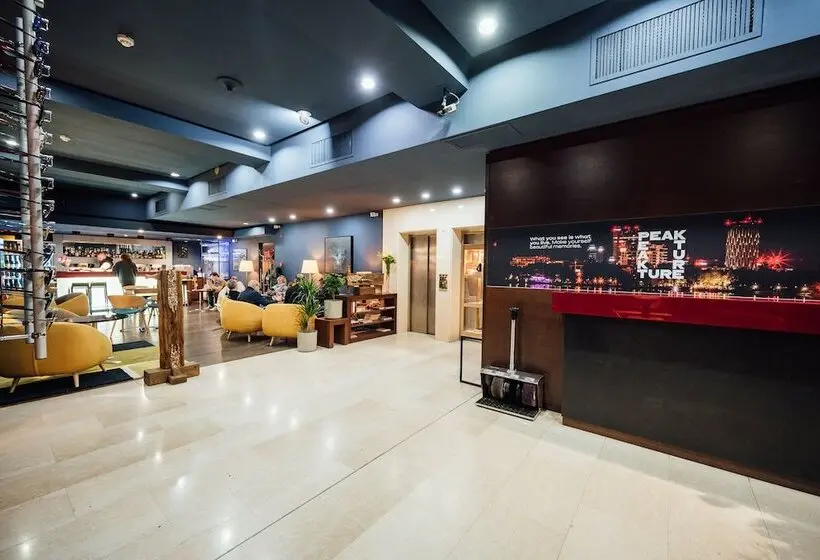 PeakTure Hotel Bucharest