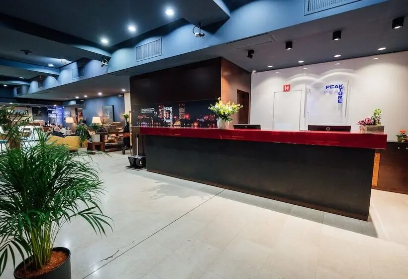 PeakTure Hotel Bucharest