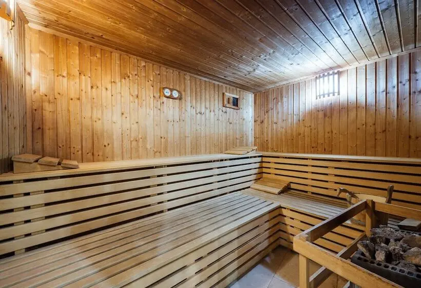 PeakTure Hotel Bucharest