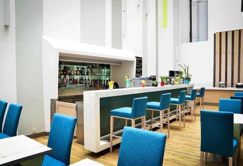 酒店 Atrium Fashion