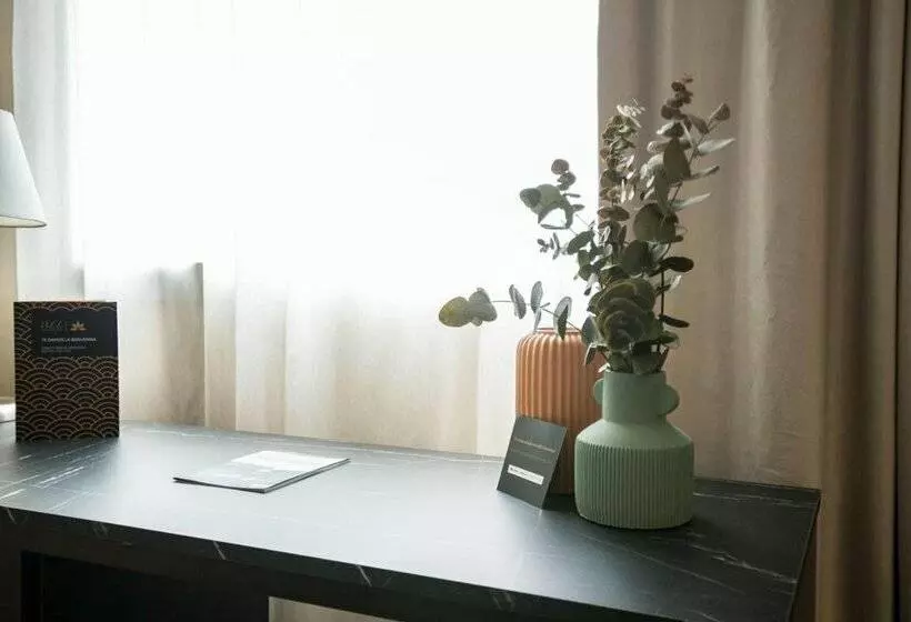 Szálloda AZZ Pamplona Norte