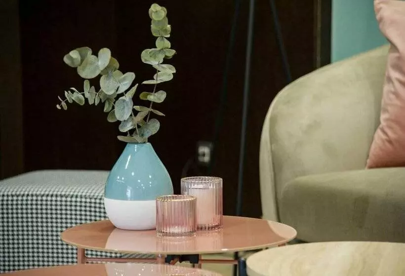 Szálloda AZZ Pamplona Norte