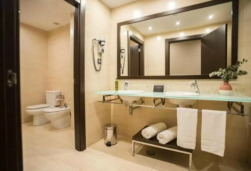 Szálloda AZZ Pamplona Norte