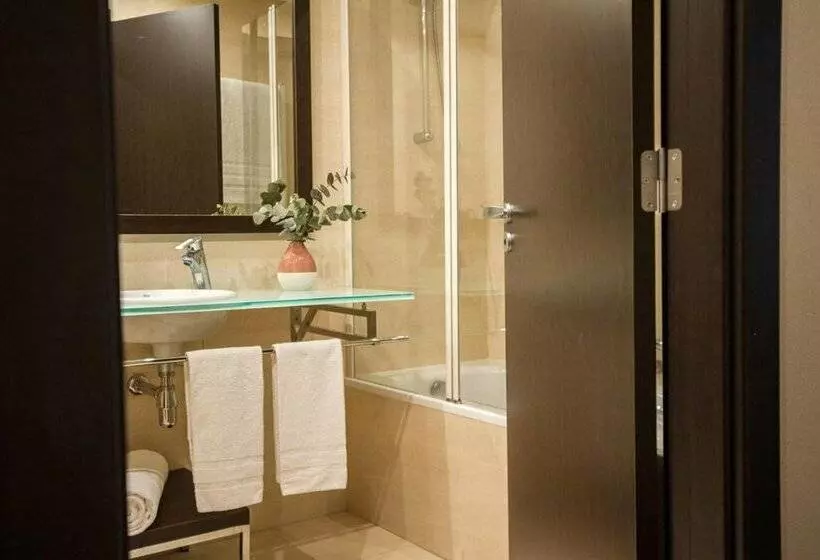 Szálloda AZZ Pamplona Norte