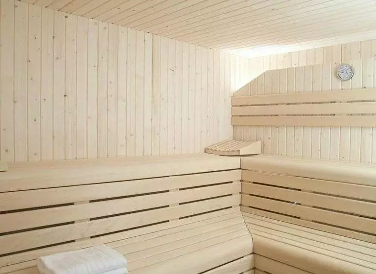 Szálloda AZZ Pamplona Norte