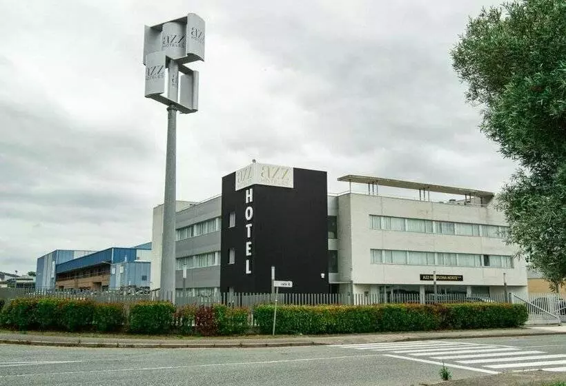 Szálloda AZZ Pamplona Norte