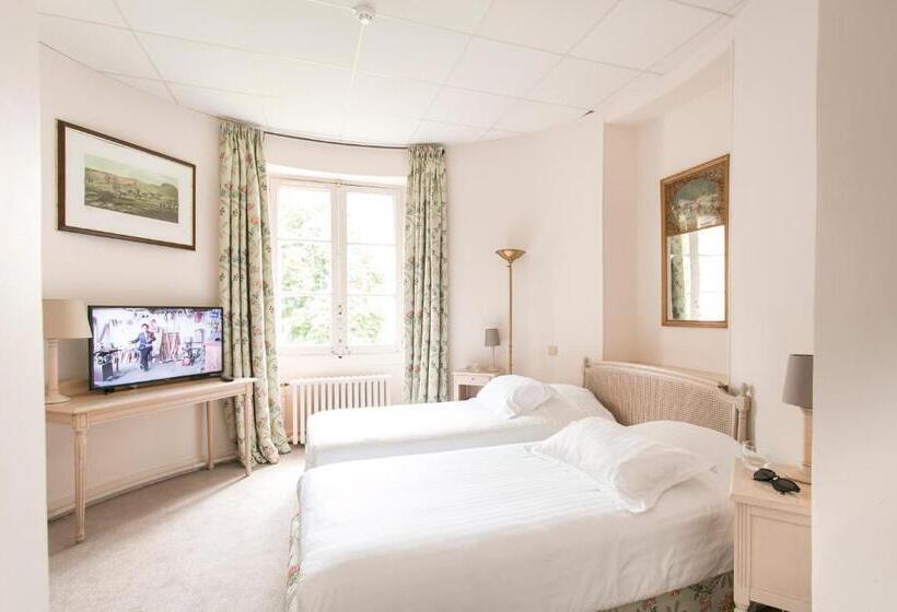 בית מלון כפרי Château Golf Des Sept Tours