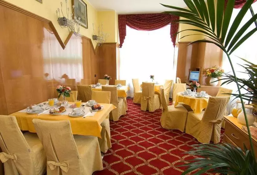 酒店 Cinque Giornate