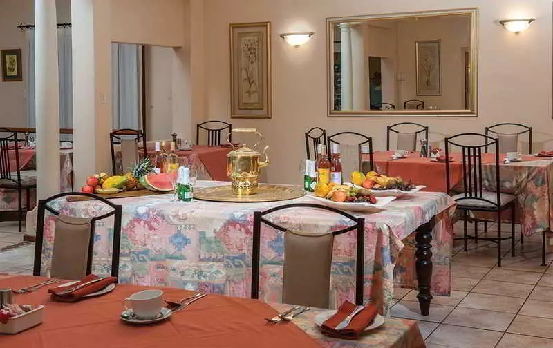 Hotel Cosmos Cuisine