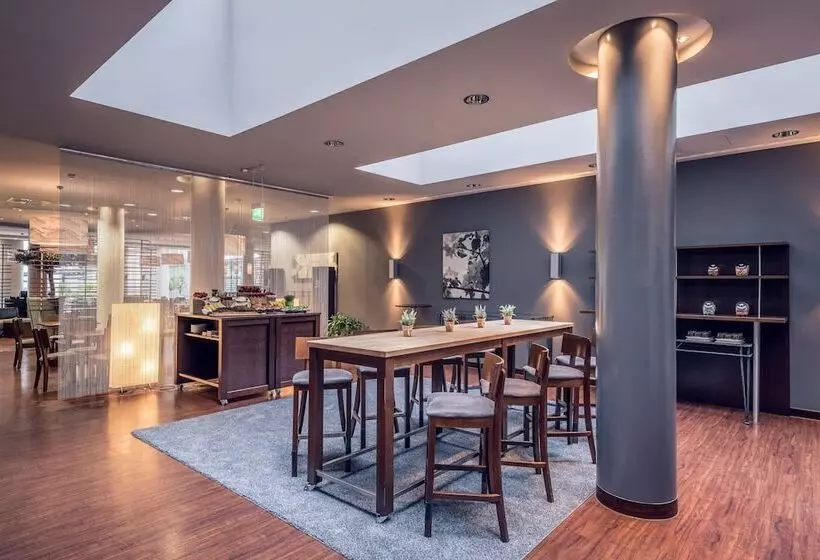 ホテル Courtyard By Marriott Munich City Center