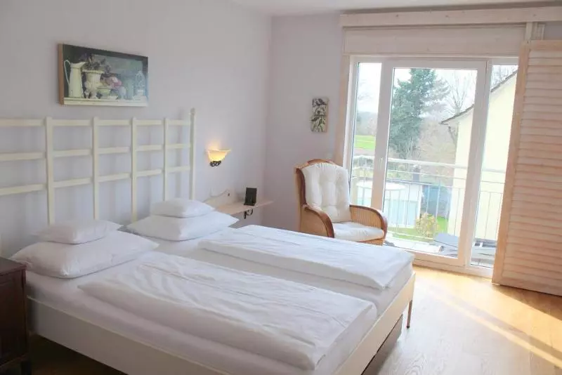 Hotel Hirschen In Freiburglehen