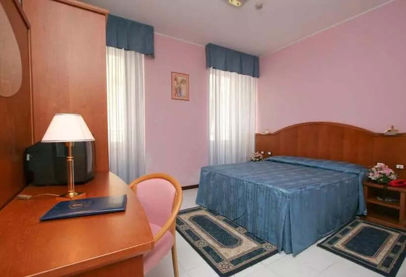 Hotel Italia