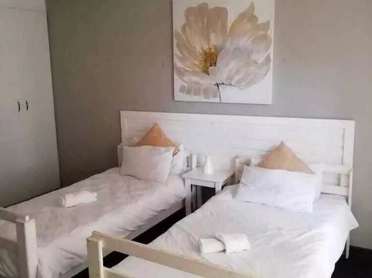 هتل Joie De Vevre Conferences