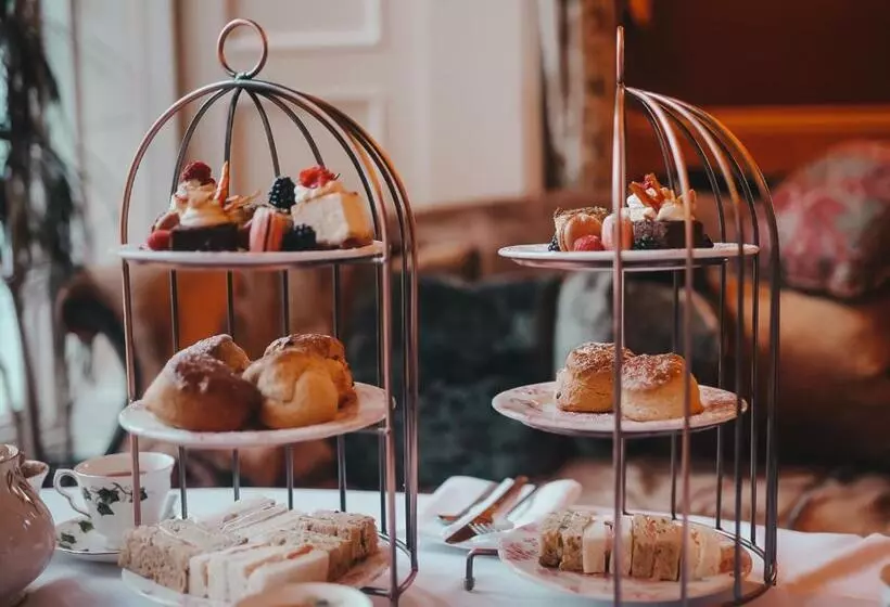 Отель Penventon Park