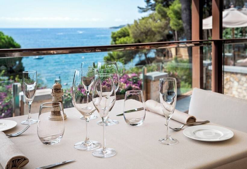 هتل Cala Del Pi Adults Only