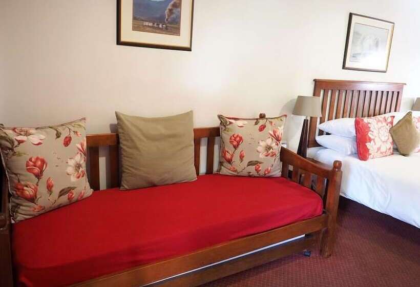 בית מלון כפרי The Graywood