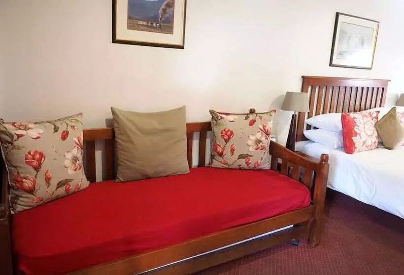 Отель The Graywood