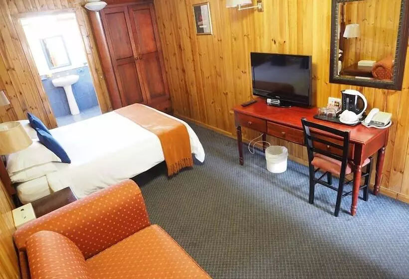 Отель The Graywood