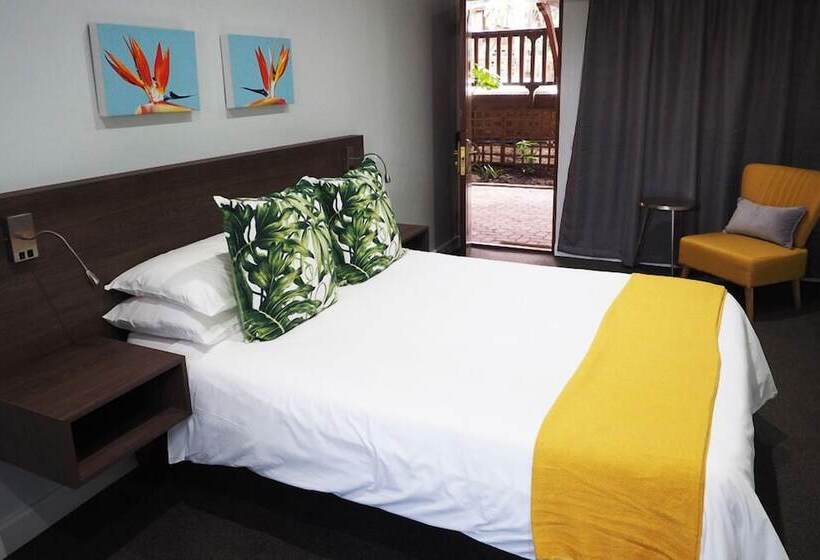 בית מלון כפרי The Graywood