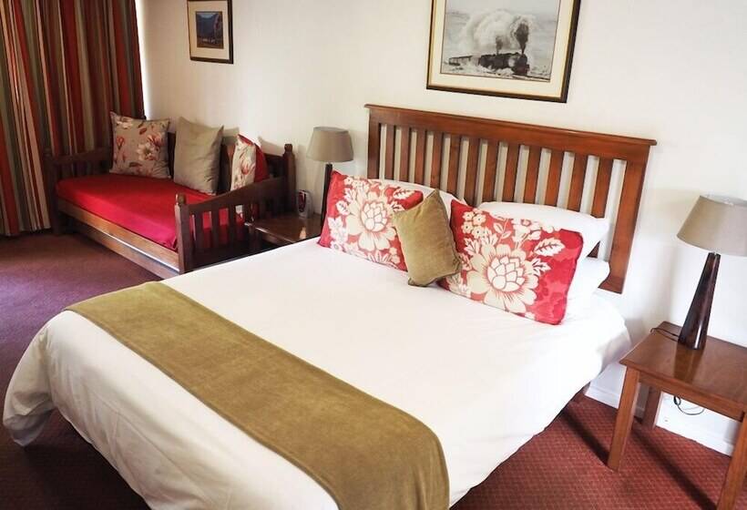 בית מלון כפרי The Graywood