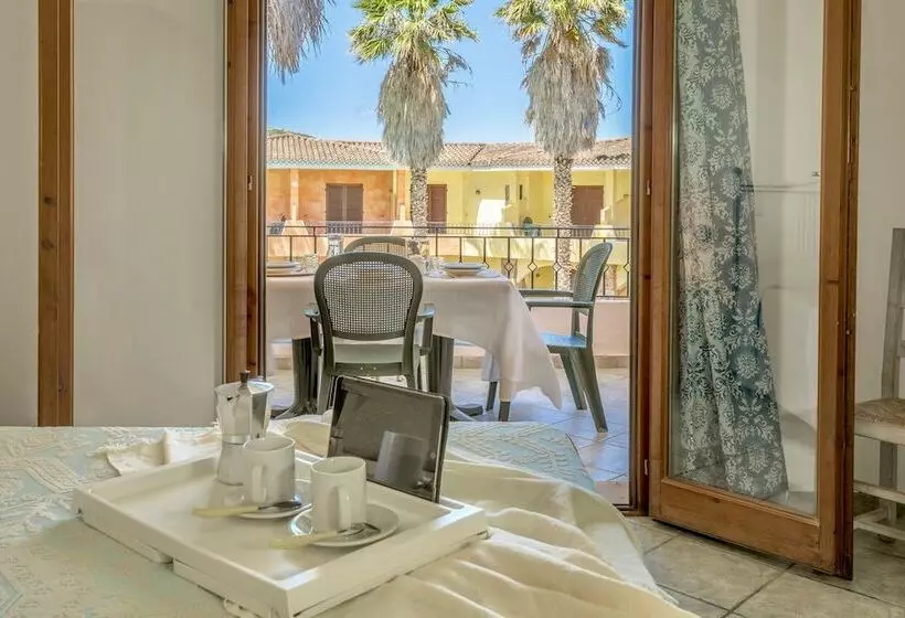 Резиденция Palau Green Village