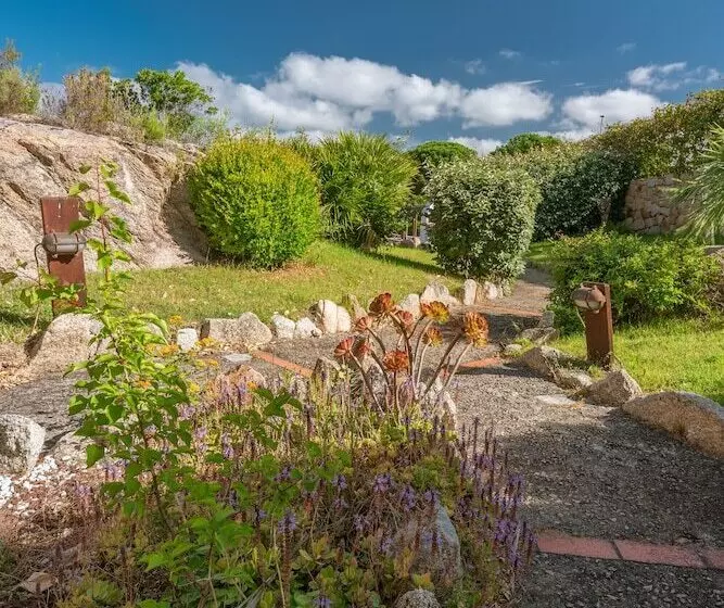 Резиденция Palau Green Village