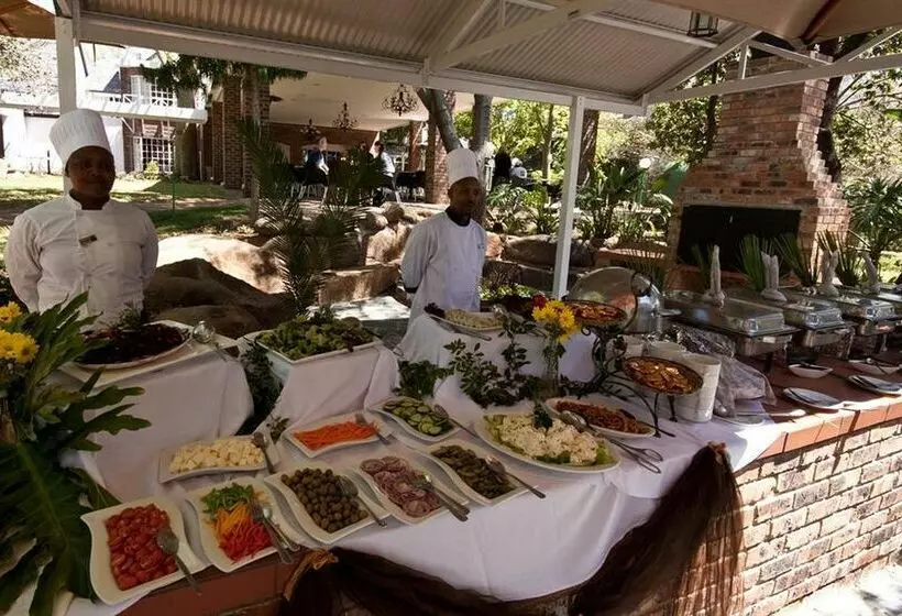 Fabz Estate Hotel & Restaurant