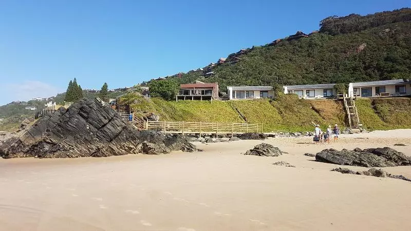 Отель Arch Rock Chalets