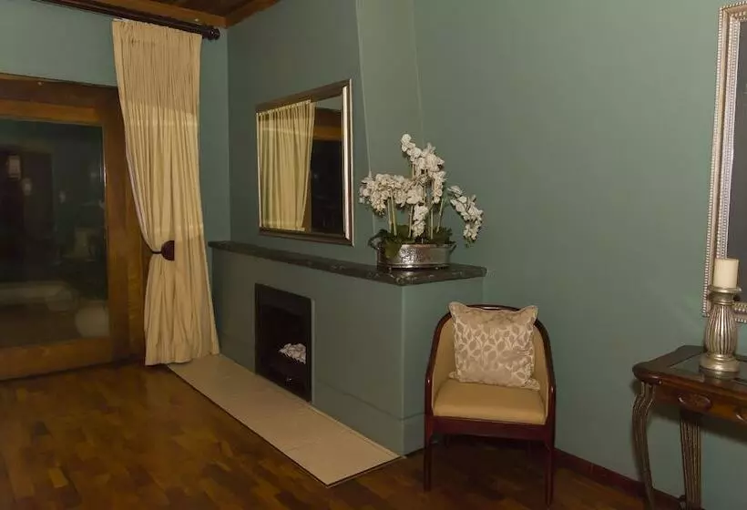 酒店 Bayswater Lodge