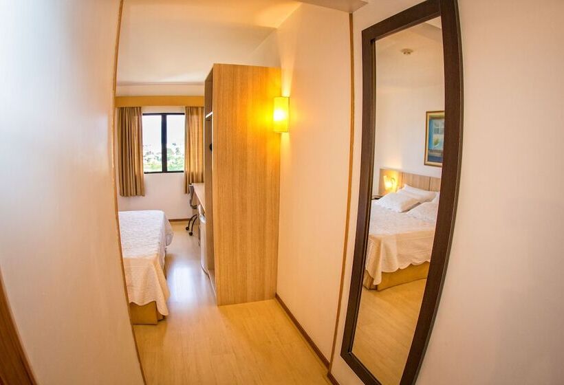 Hotel Campo Largo Express