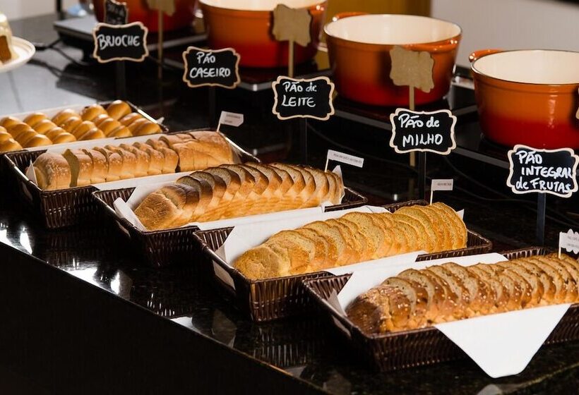 Hotel Campo Largo Express