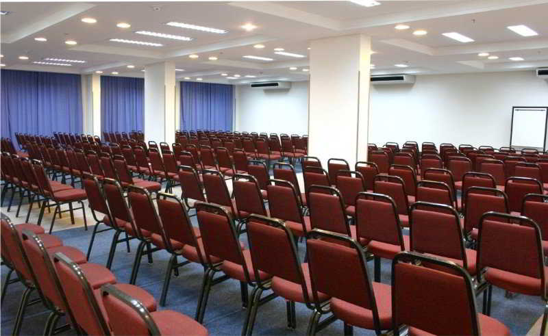 Hotel Campo Largo Express