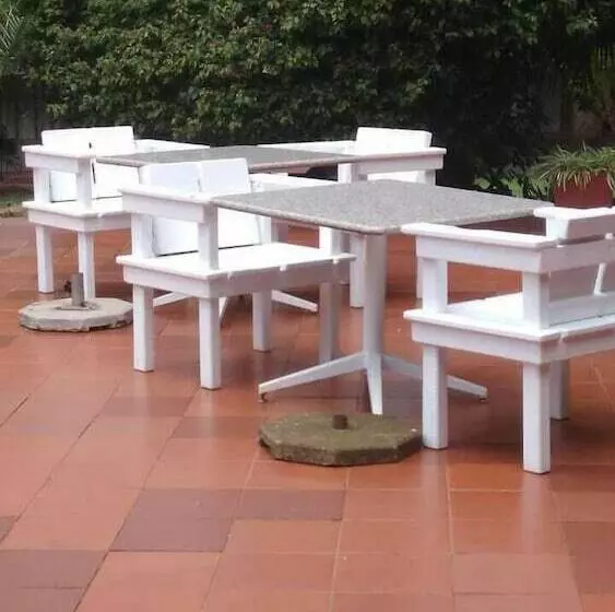 Отель Canefields Country House