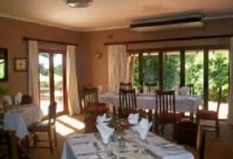 Отель Canefields Country House