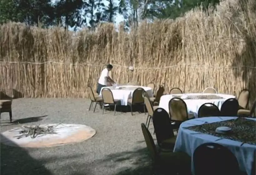 Отель Canefields Country House