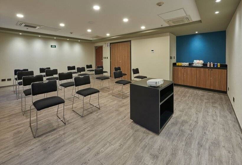 酒店 City Express By Marriott Mexicali