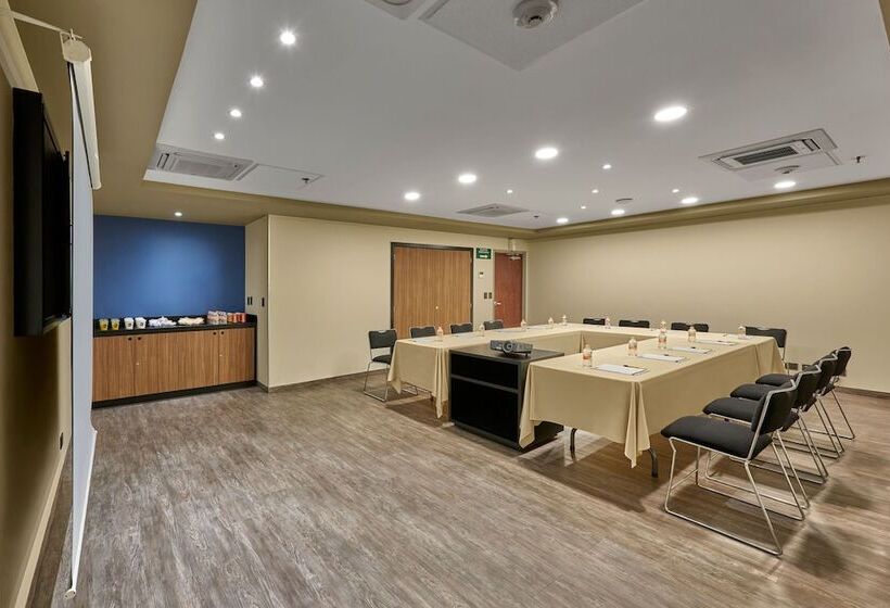 酒店 City Express By Marriott Mexicali