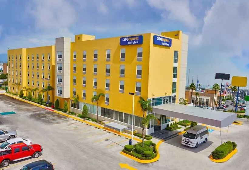 Hotel City Express By Marriott Toluca