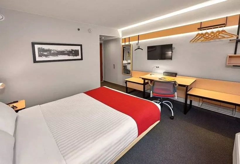 Hotel City Express By Marriott Toluca