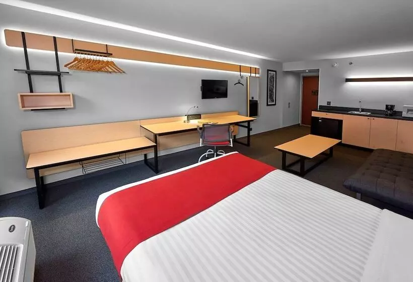 Hotel City Express By Marriott Toluca