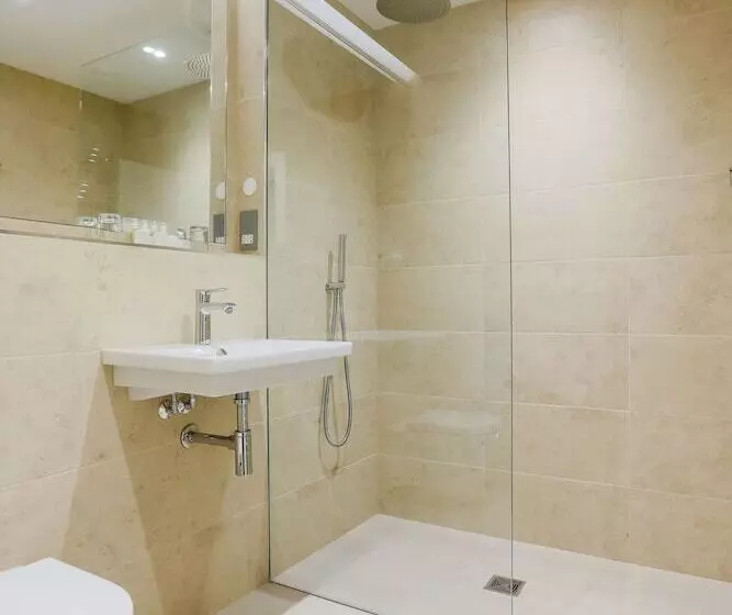 בית מלון כפרי Claremont