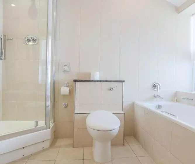 בית מלון כפרי Claremont