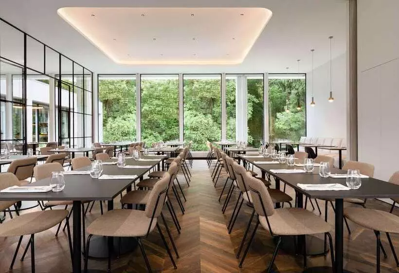 Отель Dolce La Hulpe Brussels